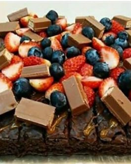 Brownies 7″ Strawberry Kit Kat